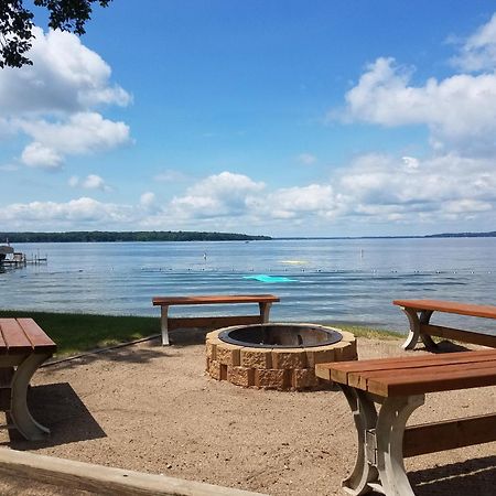 Viking Bay Resort And Lodge Miltona Екстер'єр фото
