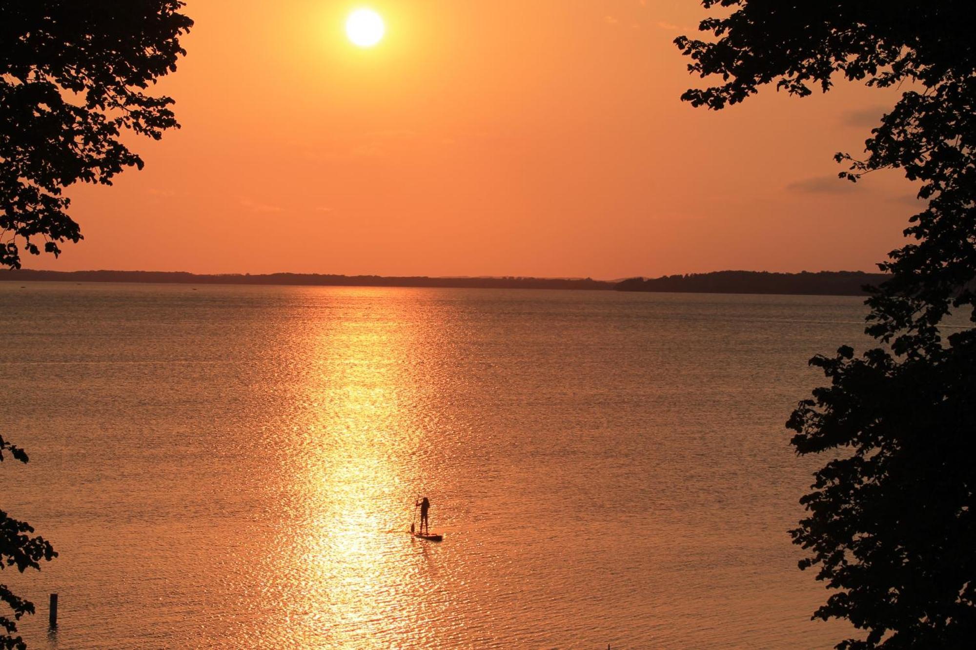 Viking Bay Resort And Lodge Miltona Екстер'єр фото