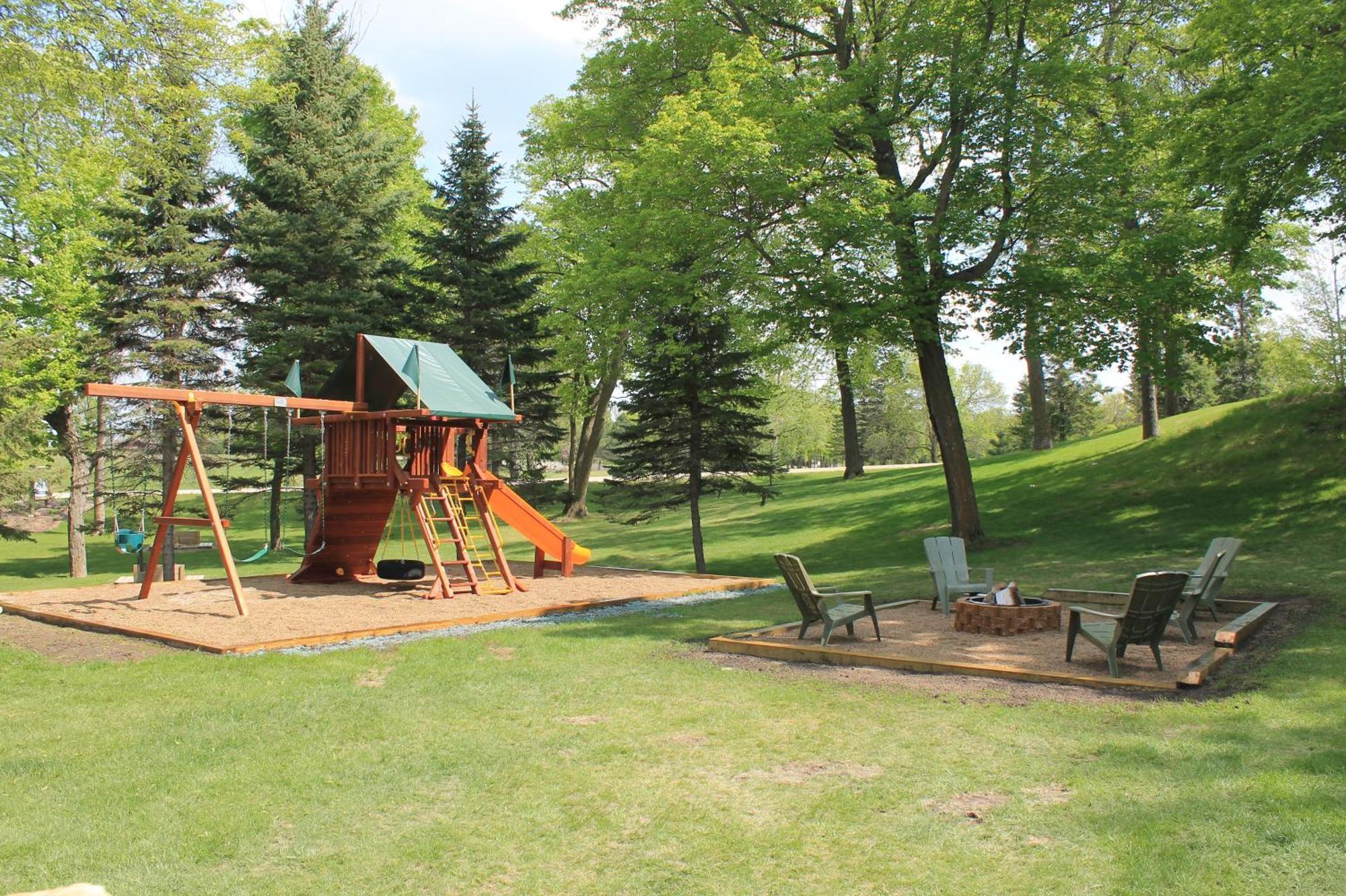 Viking Bay Resort And Lodge Miltona Екстер'єр фото